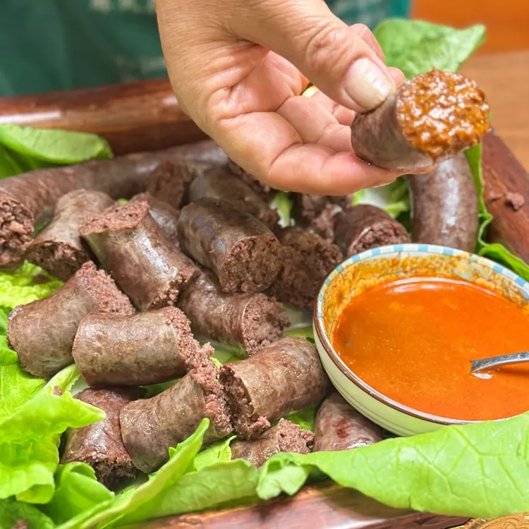 贡布啊达林芝藏香猪特色精瘦肉灌肠1斤多【藏式】冷冻食用美食同城