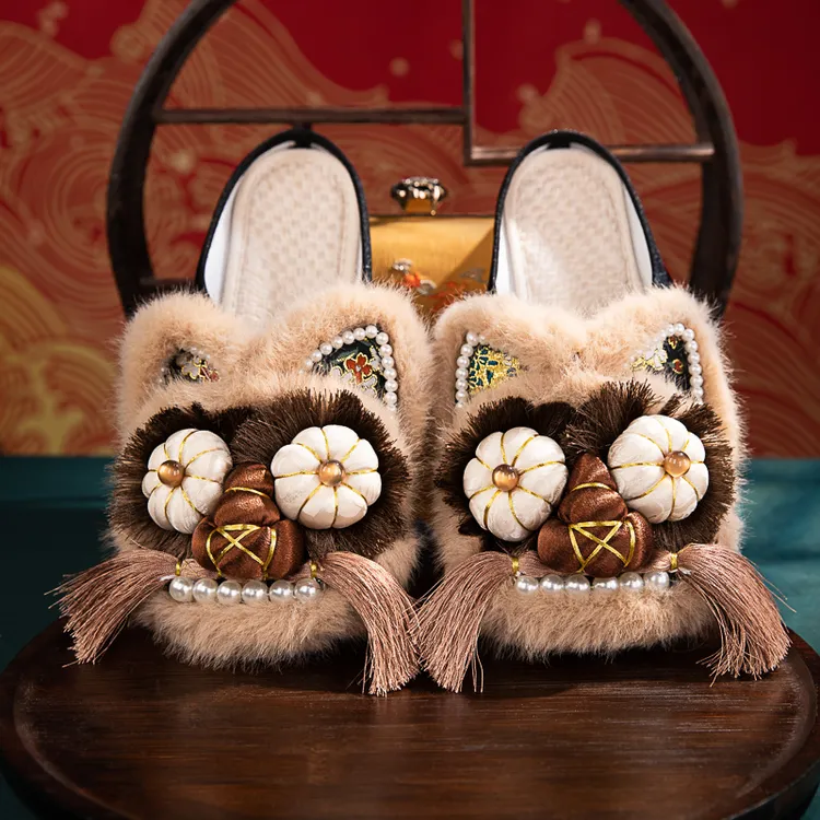 创意手作成人虎头鞋居家外穿刺绣布鞋新中式国风毛毛拖鞋单鞋复古