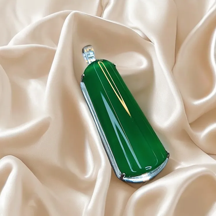 新款简镶小无事牌吊坠镶嵌天然挂件银色镶嵌气质百搭