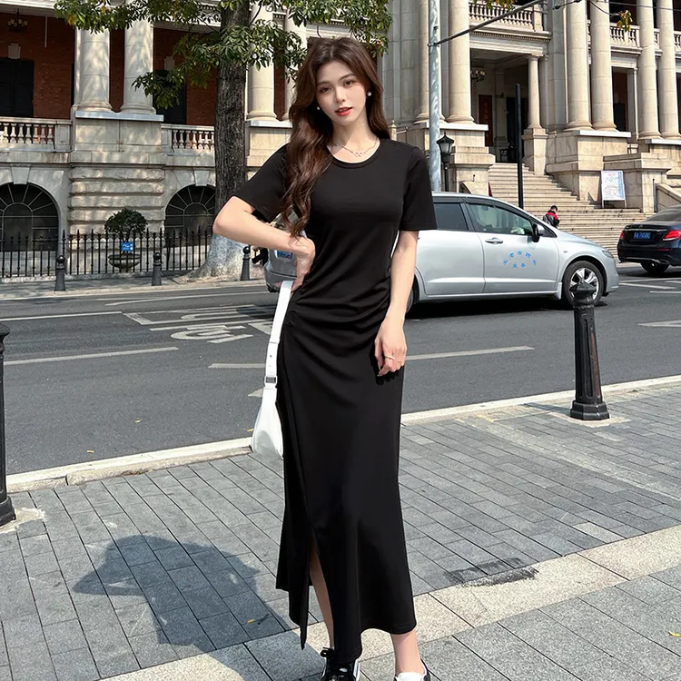 短袖开叉黑色连衣裙女2025春夏气质高级感收腰显瘦休闲t恤长裙子