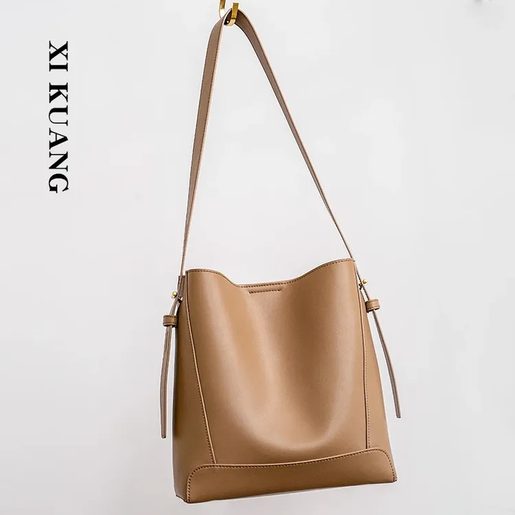 超软水桶包包女2023新款单肩高级感头层牛皮斜挎包真皮女包6602