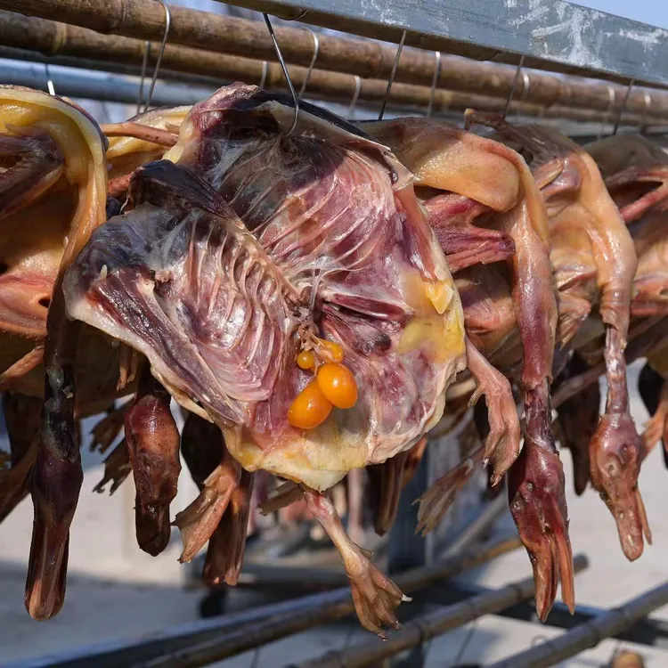 安徽老麻鸭咸麻鸭风干黑毛麻鸭农家散养手工腌制礼盒年货特产土菜商品图