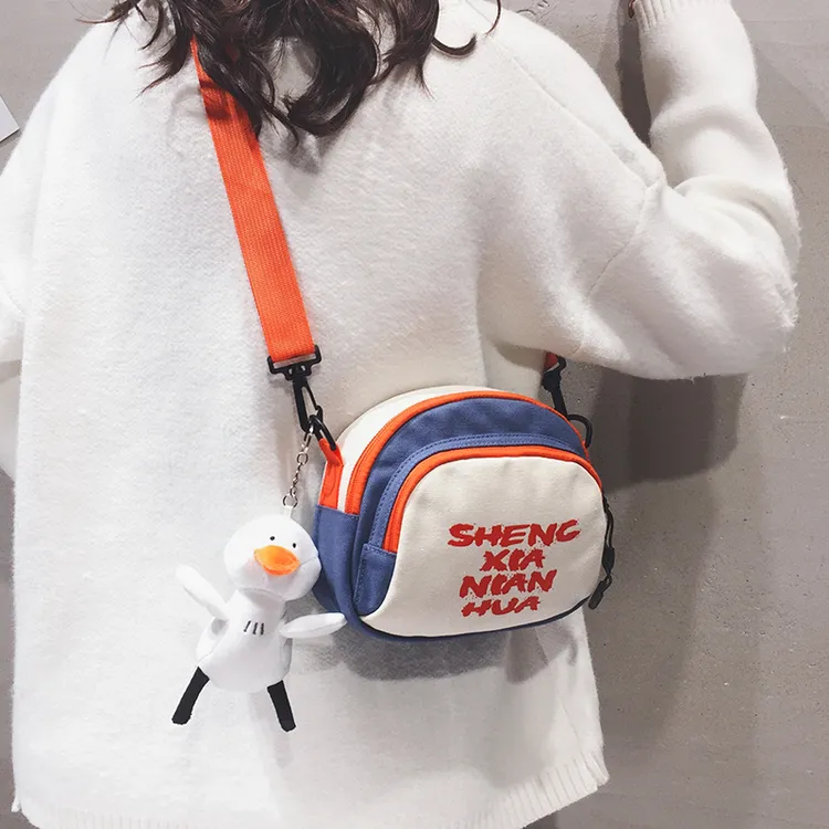 网红质感帆布小包女2025新款潮韩版日系可爱儿童包ins单肩斜挎包