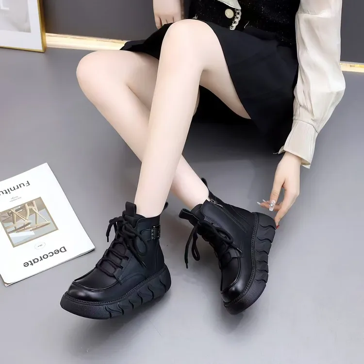 真皮马丁靴女时尚显瘦2024年秋冬新款厚底英伦风百搭圆头加绒短靴