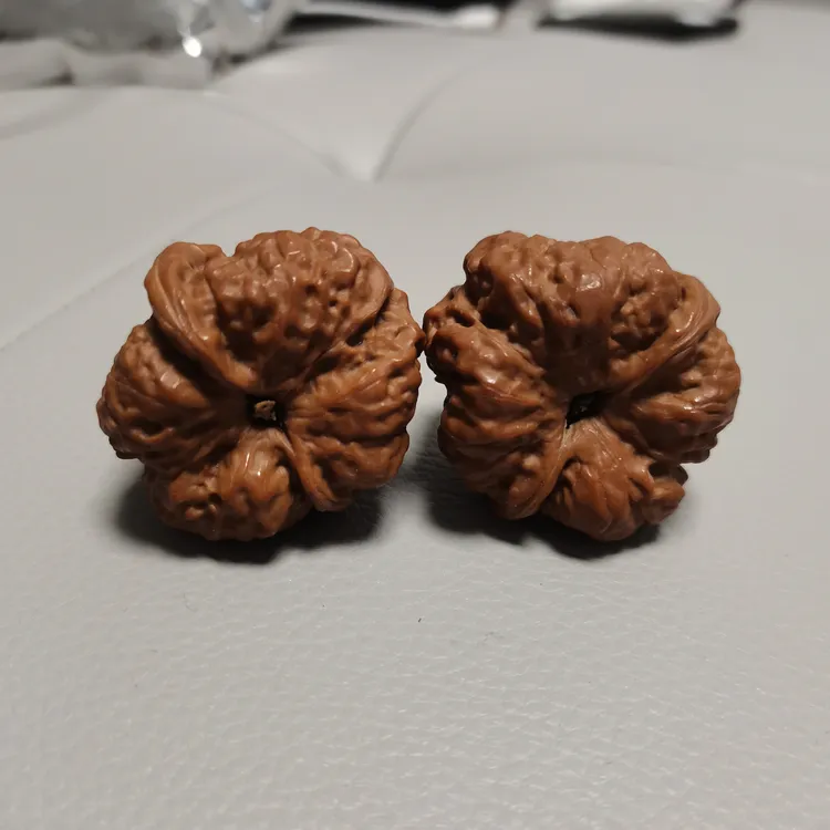 爆眼蛤蟆头，边42、41.5。