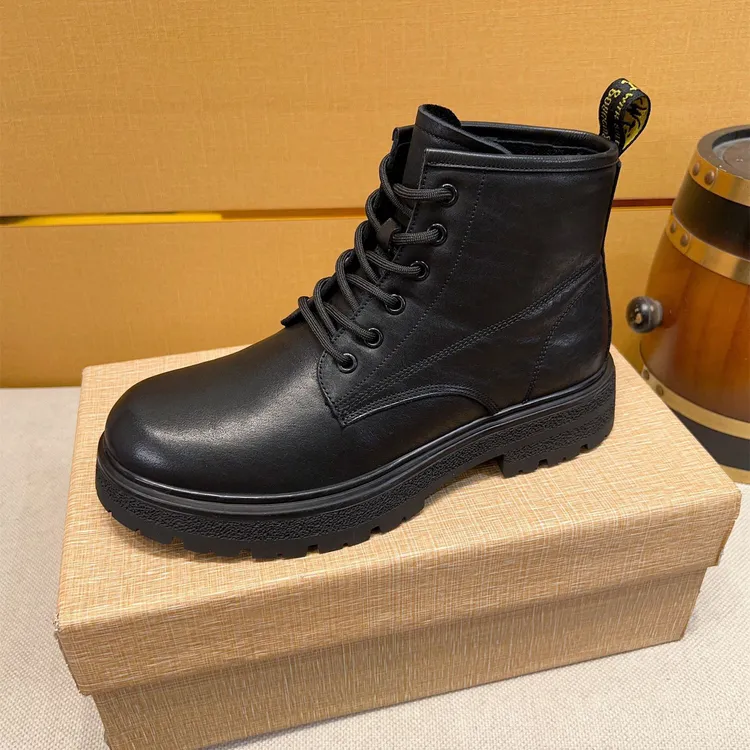 2024新款秋冬季高帮马丁靴男鞋爆款头层牛皮舒适百搭休闲男士皮鞋