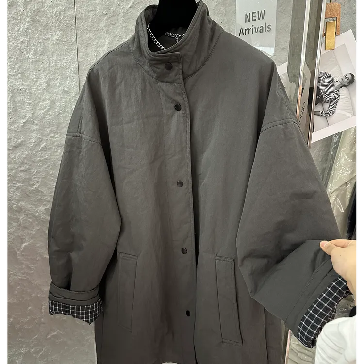 高端欧货秋冬季新款宽松休闲立领单排扣棉服外套格子拼接大衣女