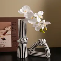 贝汉美简约条纹花瓶摆件现代小众客厅酒柜电视柜艺术高级感装饰品