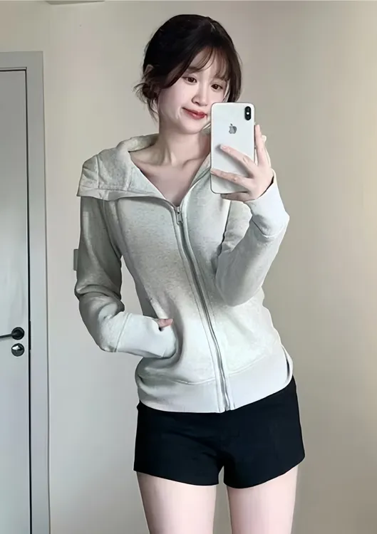 入秋氛围感女装外套修身卫衣外套韩版慵懒风显瘦拉链连帽外套女款