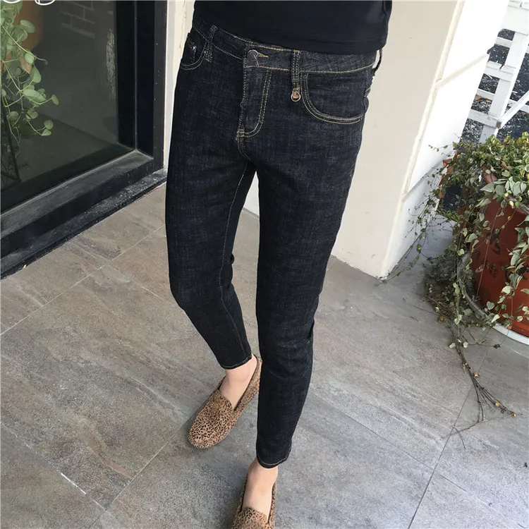 新款流行男士牛仔裤韩版潮流水洗黑色修身小脚弹力百搭九分长裤子