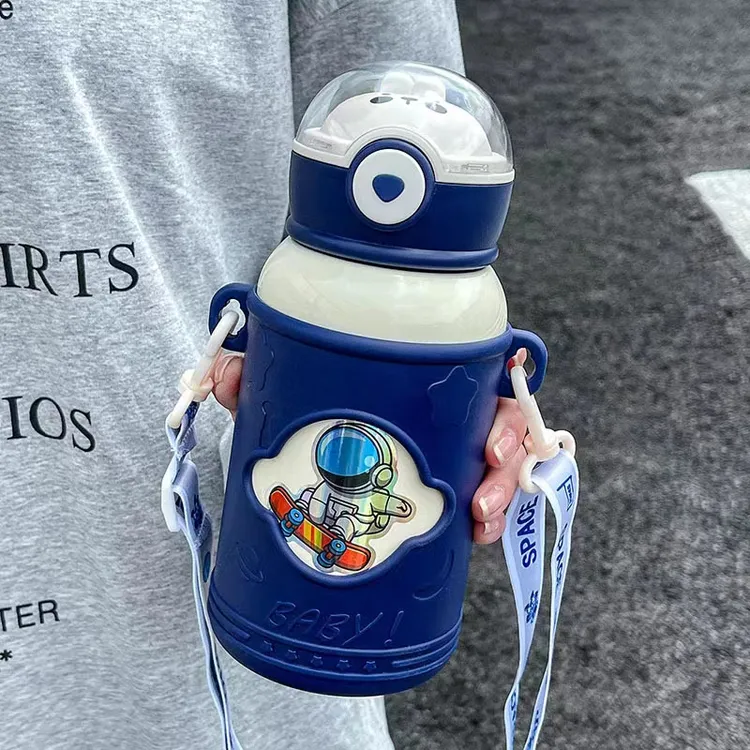 宇航员儿童吸管杯316食品级小学生大容量幼儿园可爱便携防摔杯子