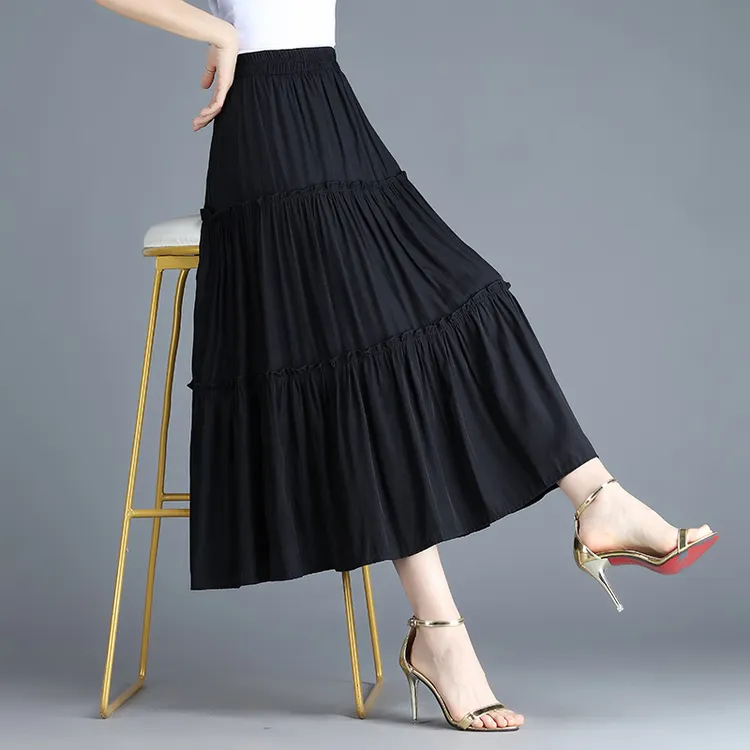 黑色松紧腰半身裙女夏季2025新款垂感显瘦a字裙中长款褶皱休闲裙