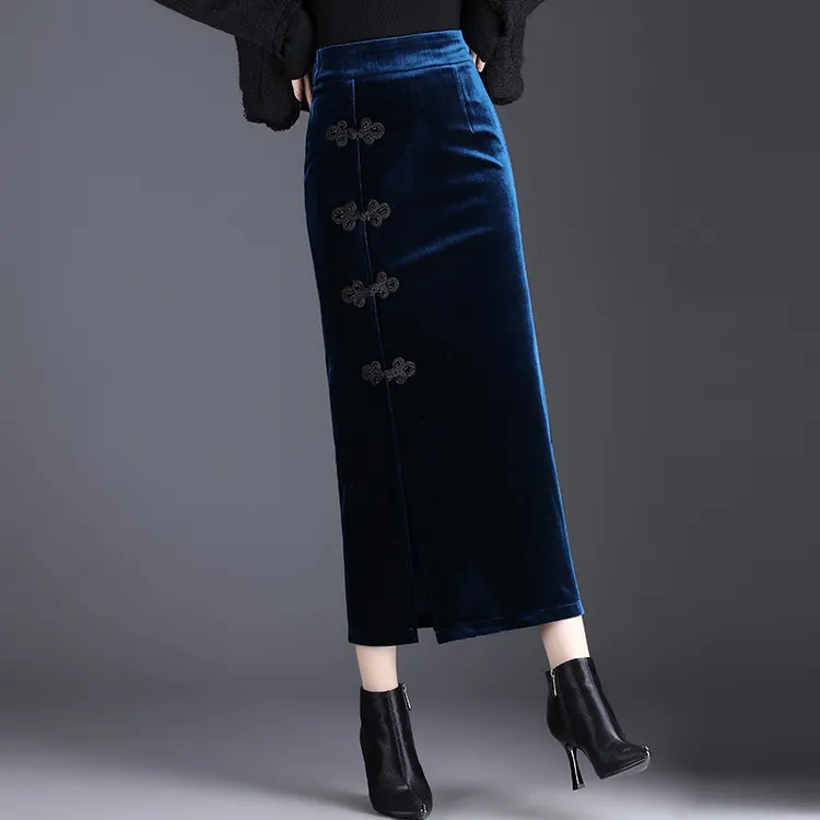 金丝绒包臀半身裙女秋冬2023新款高腰显瘦复古盘扣开叉一步裙长裙