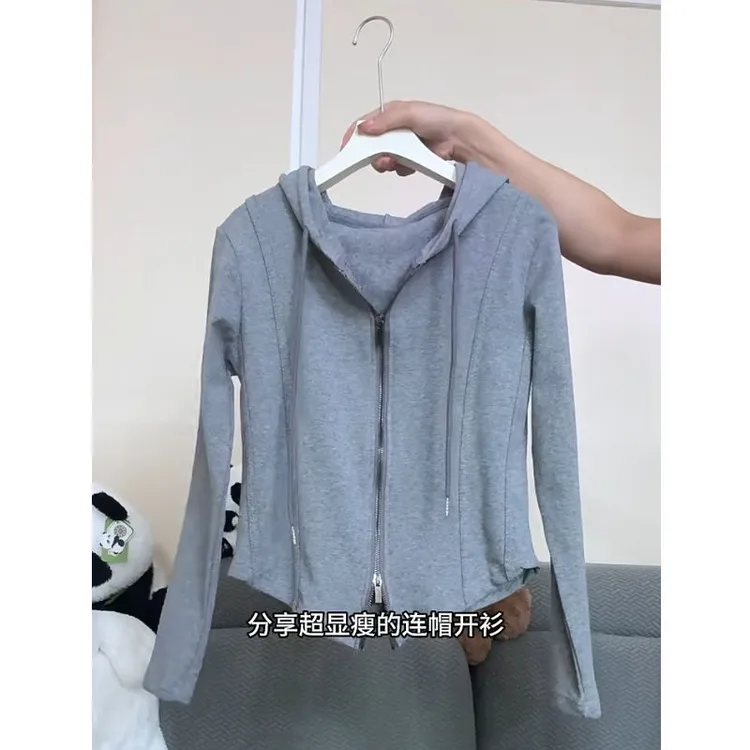 大码胖mm200斤简约小众鱼骨线设计正肩连帽卫衣女秋冬独特长袖t恤