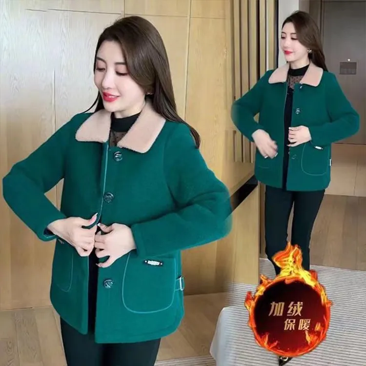 2024秋冬外套女加绒洋气百搭保暖宽松皮毛一体老人女装妈妈款冬季