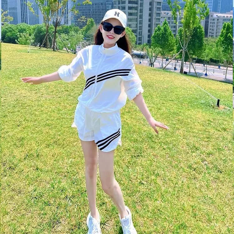 美式时尚休闲短款防晒外套上衣女2025夏新款小个子短裤运动两件套