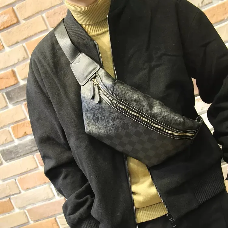 男士复古牛皮专用百搭胸包单肩包背包真皮复古小包男潮牌休闲