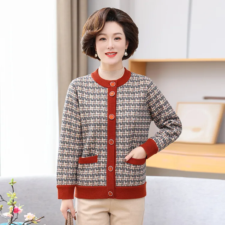 中老年秋冬季外套女新款衣服妈妈冬装加绒加厚上衣奶奶装毛衣开衫