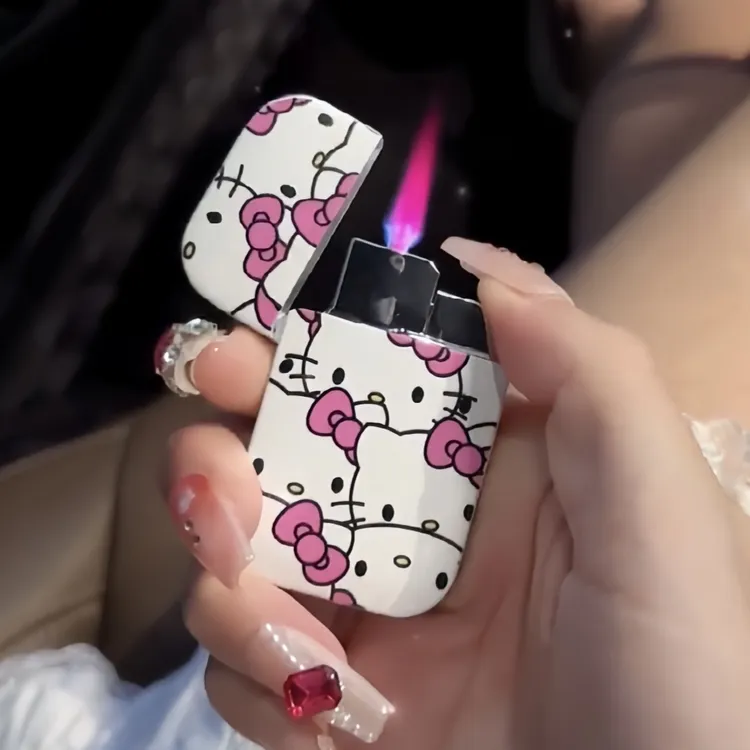 我猫呢/网红HelloKitty可爱粉色少女心KT猫控卡通创意防风打火机