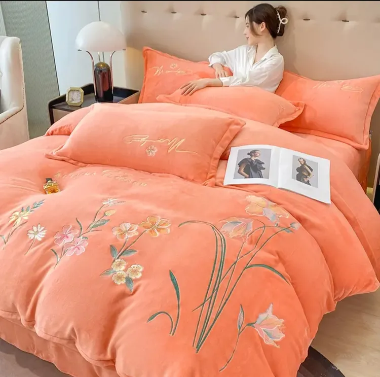 全消光轻奢毛绒绣花四件套高克重宝宝绒加厚床单牛奶绒4件套加厚