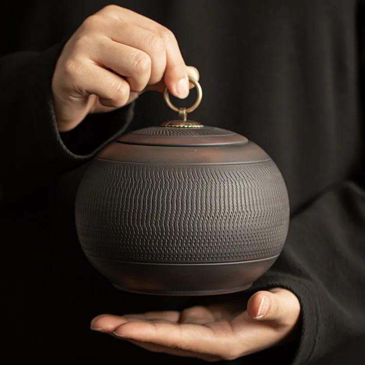 紫陶茶叶罐精品密封罐陶瓷普洱醒茶储物罐家用紫砂大号陶罐复古风