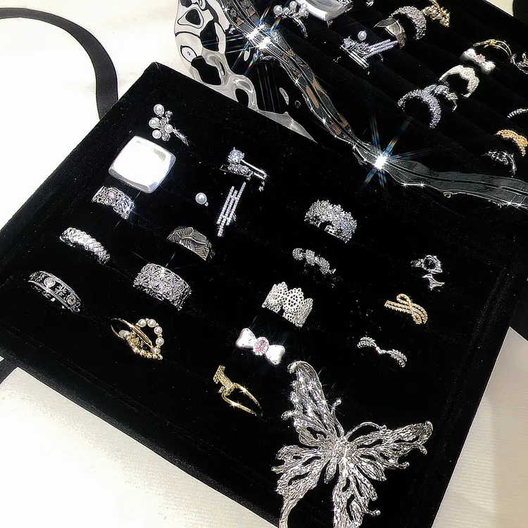 铜合金锆石戒指 铜合金戒指气质轻奢时尚可调节镶嵌