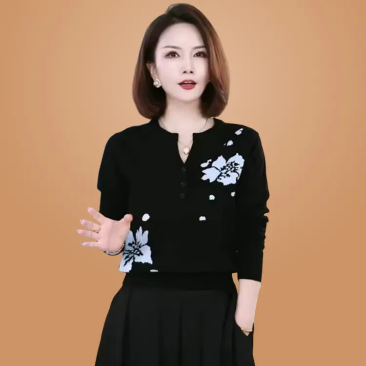 秋冬款圆领针织绣花套头打底衫毛衣女洋气显瘦时尚内搭上衣外穿潮