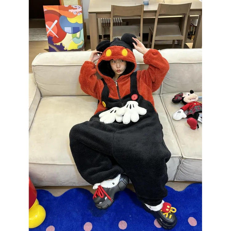卡通米奇珊瑚绒连体睡衣女冬季新款加绒加厚保暖一体式家居服睡袍