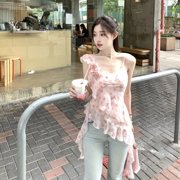 高档2025夏季新款两色不规则碎花辣妹飘带荷叶边吊带内搭显瘦