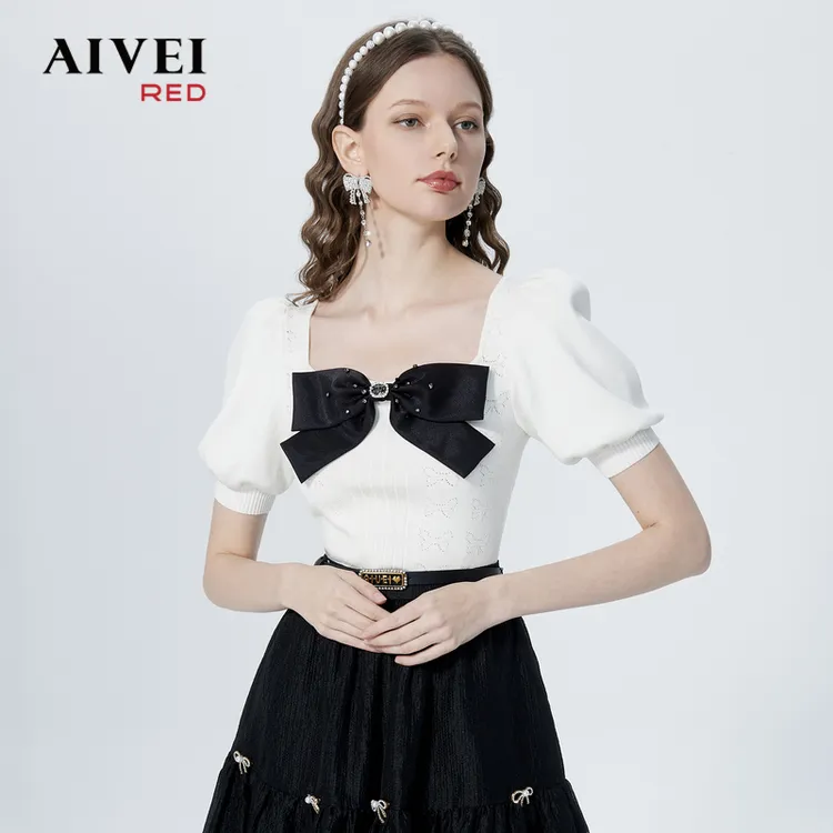 AIVEI欣贺艾薇少女感蝴蝶结方领针织衫P0160066