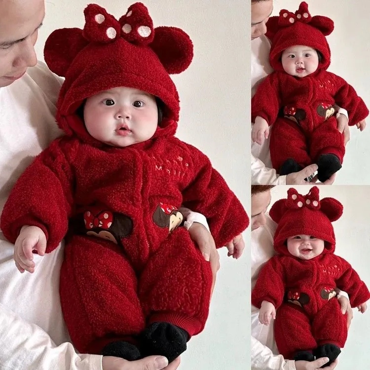 婴儿加绒厚连体衣冬季女宝宝衣服超萌爬服红色新年外出抱衣拜年服