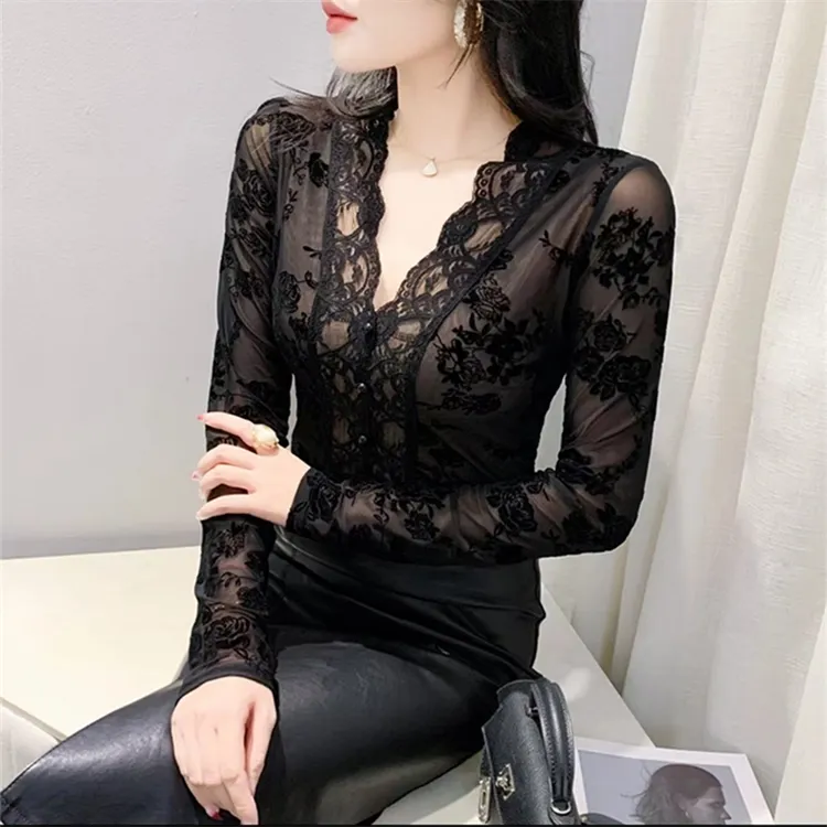 法式辣妹性感镂空蕾丝加绒打底衫2024秋冬新款百搭显瘦上衣