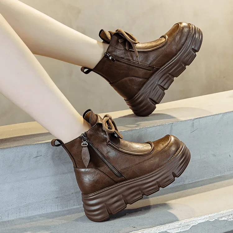 雨土2024秋冬季厚底马丁靴女英伦风短靴加绒保暖搭子防滑雪地棉鞋