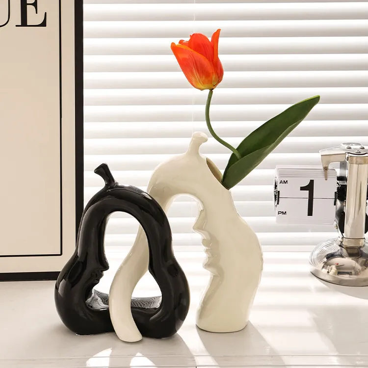 高级感家居小熊陶瓷花瓶艺术装饰品现代轻奢客厅书房卧室创意摆件