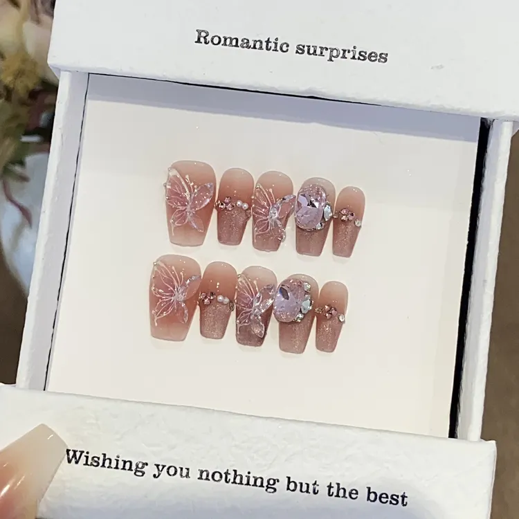 【UE原创】美甲纯欲浮雕立体碎钻蝴蝶冰透渐变蝴蝶泡芙贴片穿戴甲