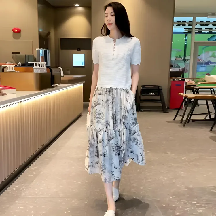 夏季薄款镂空圆领冰丝针织衫套头T恤女短袖上衣显瘦中长款半身裙