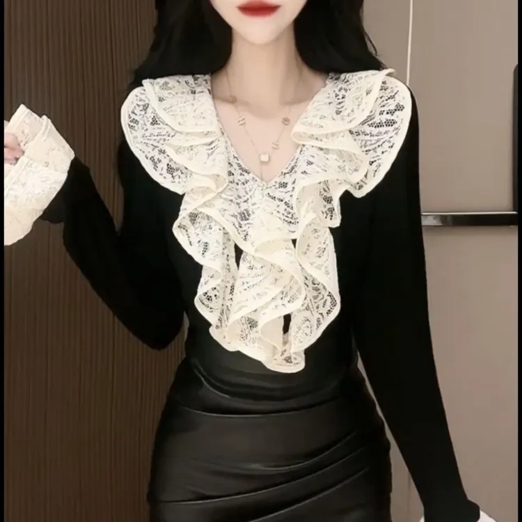时尚V领蕾丝荷叶边显瘦气质长袖打底小衫女装春秋