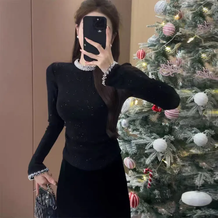 2025秋冬欧货轻奢钉珠细闪黑色T恤女重工时尚修身气质收腰上衣女
