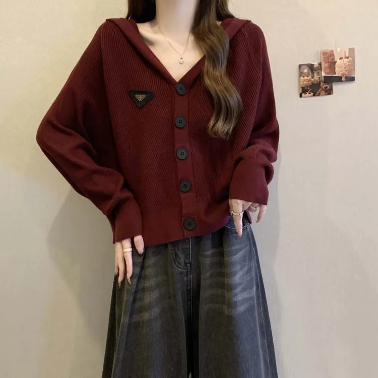 微胖妹妹大码连帽针织开衫毛衣女2024秋冬宽松显瘦蝙蝠袖遮肚上衣