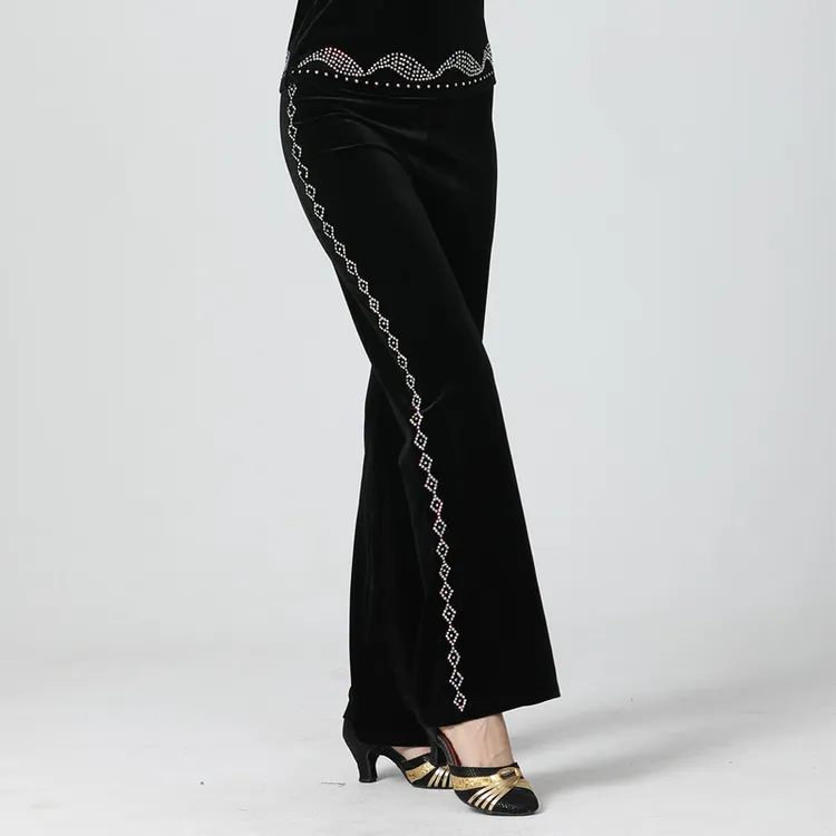 广场舞新款春秋加厚舞蹈裤金丝绒烫钻微喇裤直筒裤显瘦演出长裤女