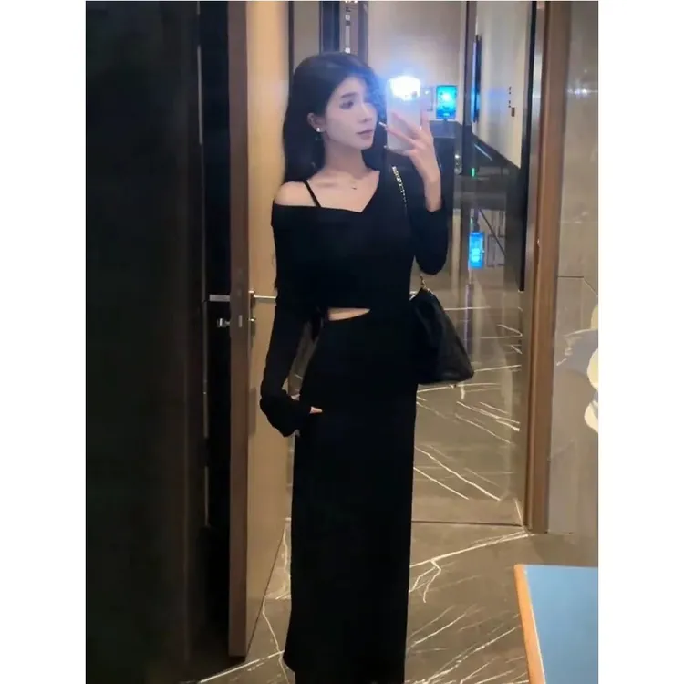 设计感收腰露肩长袖连衣裙女秋季2024新款修身显露腰气质黑色长裙