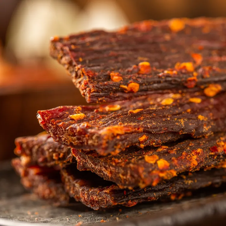 厂家直销麻辣五香超干风干牛肉干西藏内蒙古超干手撕四川特产零食