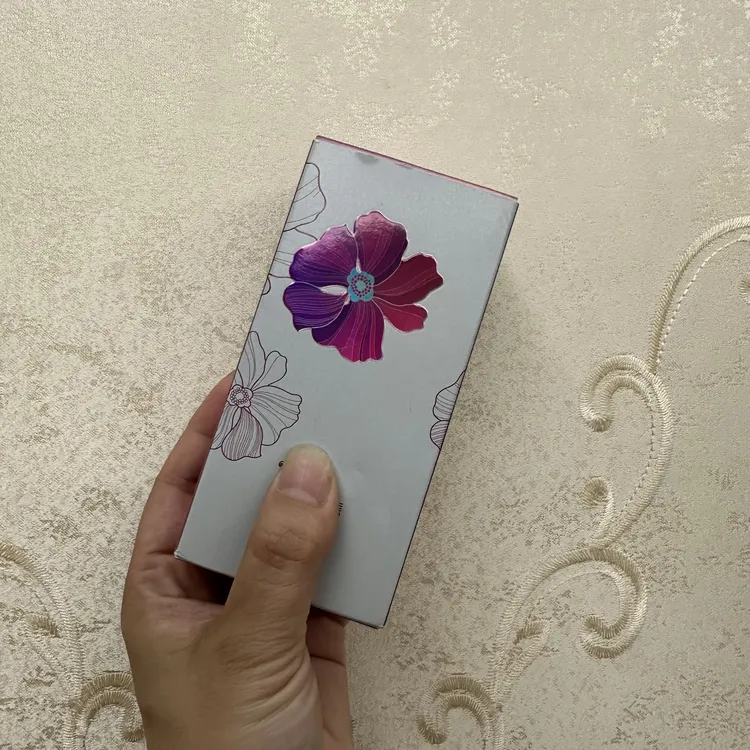 【推荐】樱朵拉拉精华液瓶