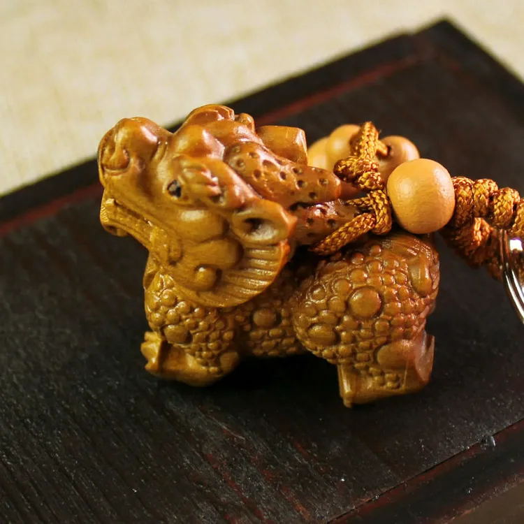 桃木立体麒麟钥匙挂件木雕汽车挂饰小礼品钥匙扣吊饰传统