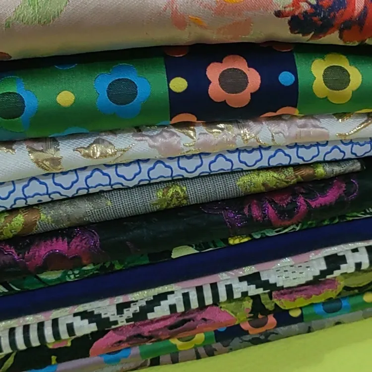 现场裁剪各种布料潮流面料无纺布羊绒针织亚麻等