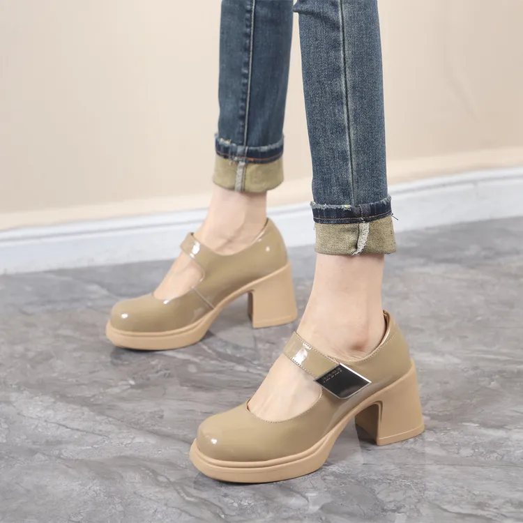 浅口单鞋女2024新款春夏百搭漆皮鞋粗跟高跟厚底玛丽珍一字带女鞋