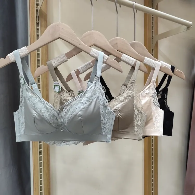 6618女士150米无痕内衣薄杯聚拢无钢圈文胸丹姐推荐