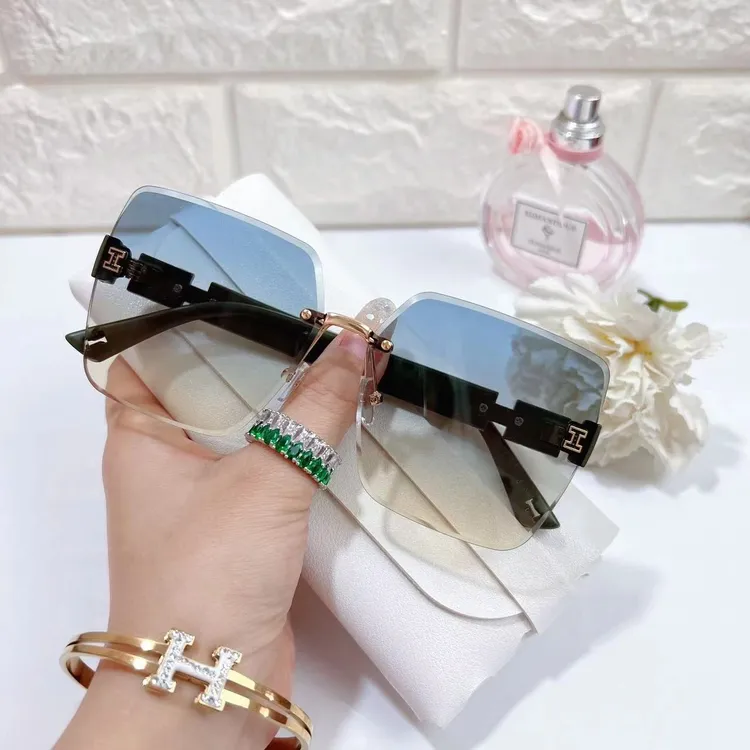 高清尼龙防紫外线镜片网红太阳眼镜无边框太阳镜时尚大框方框潮流