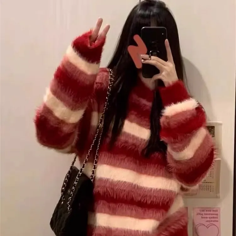 红色条纹绣花长绒软糯仿貂毛套头毛衣慵懒爱心胸针针织衫加厚上衣