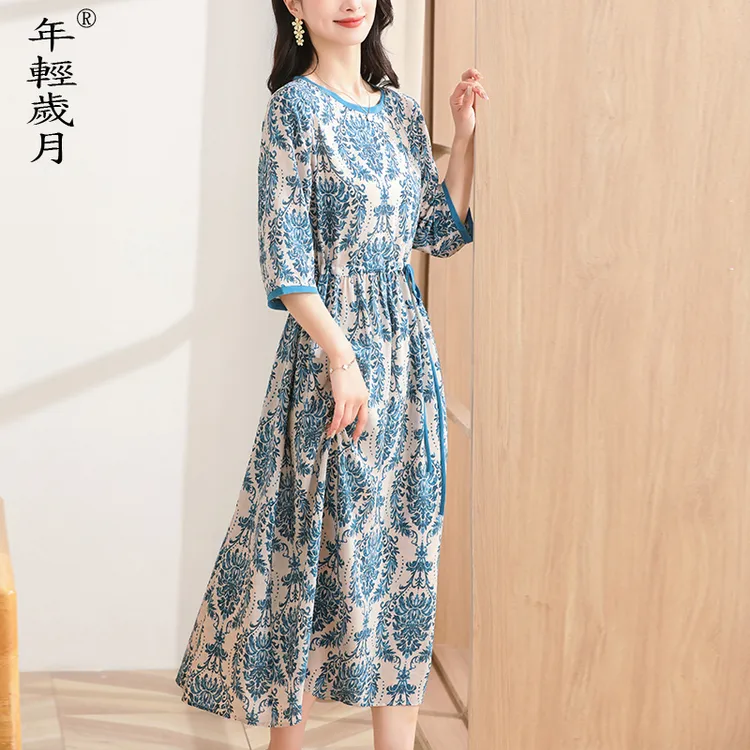 妈妈真丝连衣裙2024年夏新款女圆领中袖小众复古设计感桑蚕丝裙子